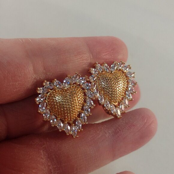 18K Yellow Gold Filled Heart White Diamond Zircon Earrings Gorgeous Gift - Picture 10 of 12